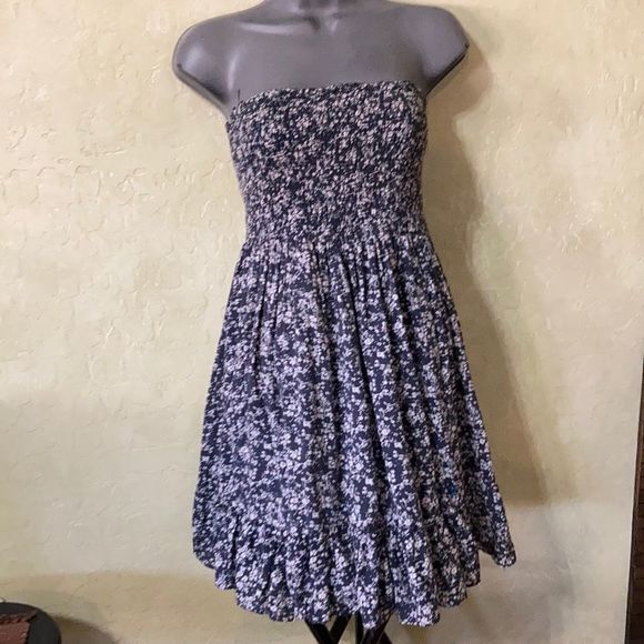 iLook Strapless Blue White Floral strapless Summer Spring Dress Elastic Bust - Picture 1 of 4